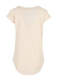 Helles beige T-Shirt mit kurzen Ärmeln, lockerer Passform, runder Halslinie und leicht abgerundetem Saum. Sanfte, glatte Textur mit minimalen Designdetails.