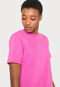 Gestuz JORY TEE - T-shirt estampada - phlox pink