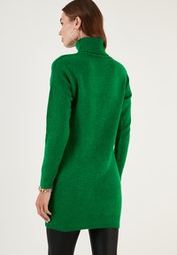 LELA TURTLENECK LONG - Striktrøje - benetton color