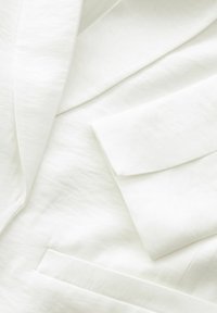 Thumbnail Image 5