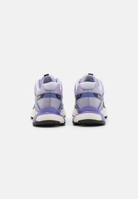 Salomon Sportstyle XT PATHWAY 2 UNISEX - Športni copati - purple heather/footwear silver/aster purple