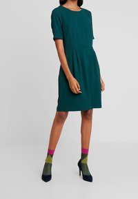 Mads Nørgaard Vestido informal - dark green