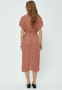 Desires BIA SHORT SLEEVE - Maxi šaty - p melon peach print