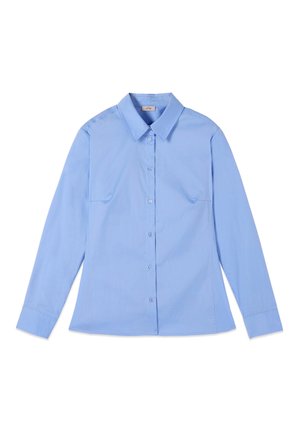 Lyseblå skjorte med lange ærmer, spidst krave, knapper foran og to brystlommer. Fremstillet af glat stof med skræddersyet pasform.