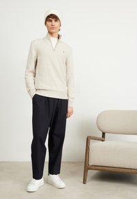 GANT CASUAL HALF  - Strickpullover - light beige melange