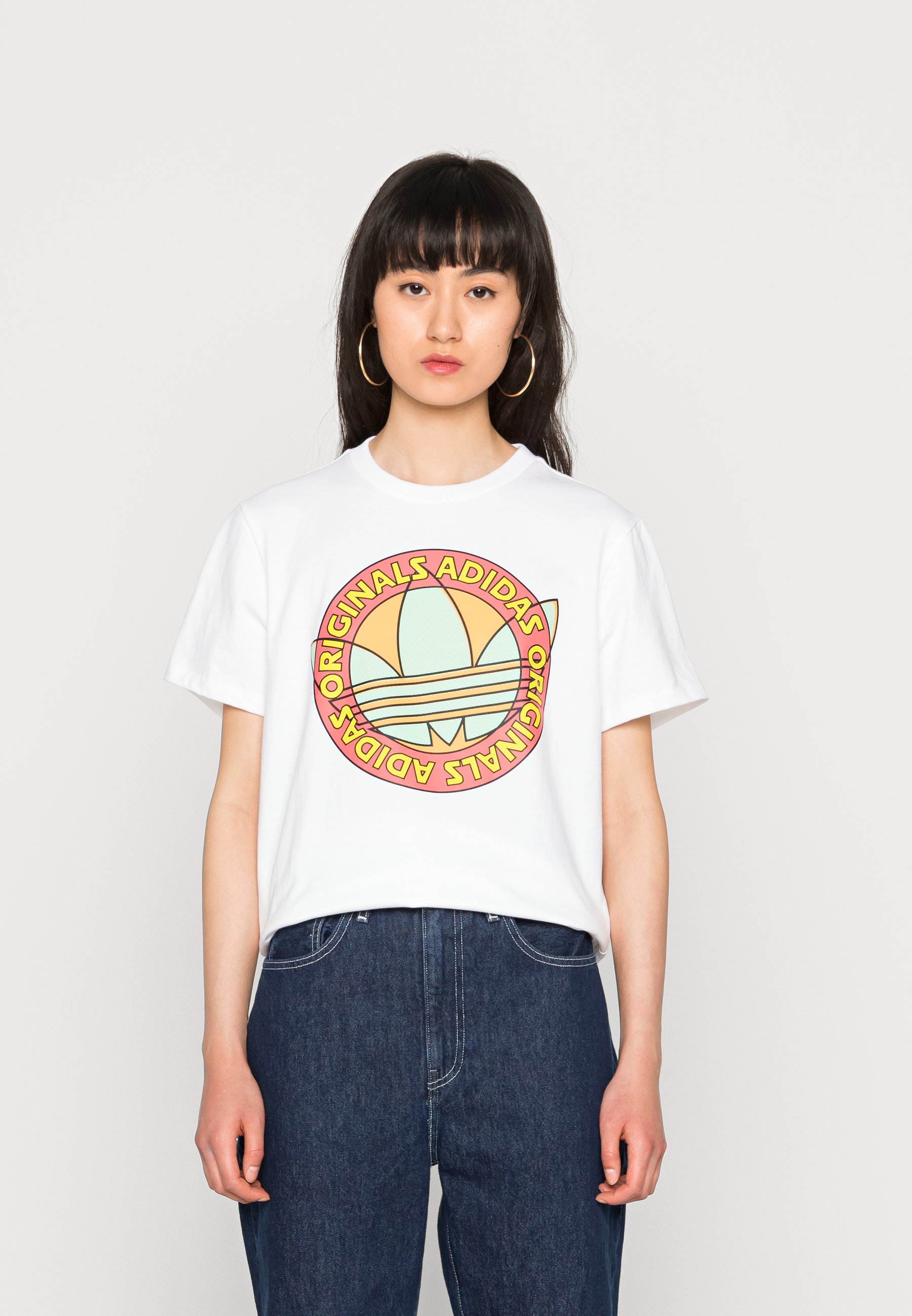 Adidas Originals Graphics Short Sleeve T-Shirt White 36