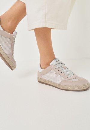 Tamaris, Baskets basses - ivory
