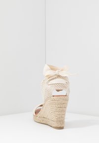 Minelli Sandály na vysokém podpatku - nude