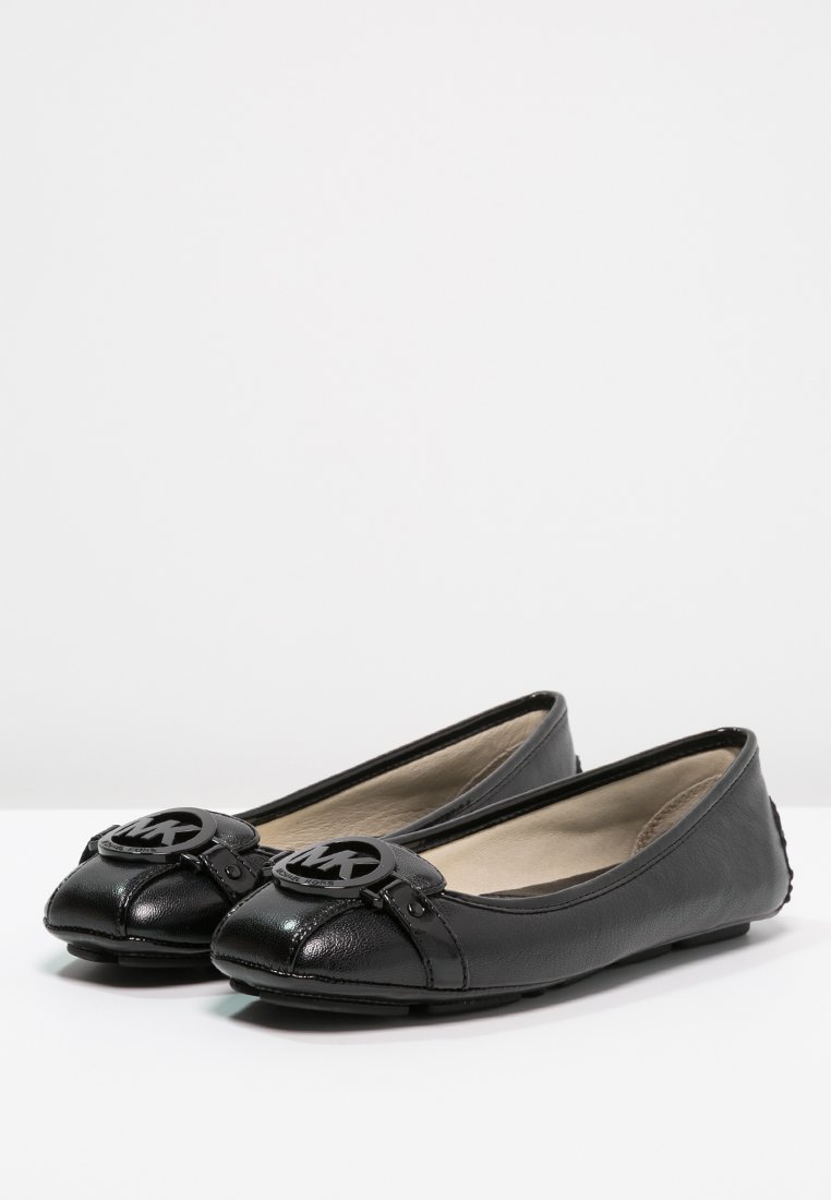 michael kors black dress shoes