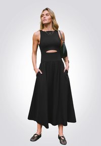 Cupshe SLEEVELESS CUTOUT - Maxi-jurk - black