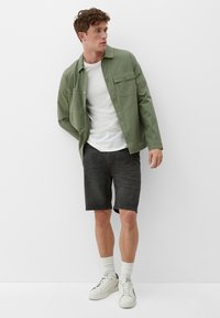 s.Oliver Short en jean - dunkelgrau