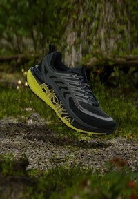 Επιλέχθηκε, black/hoka citrus