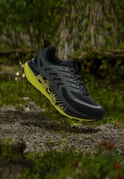 HOKA STINSON 8