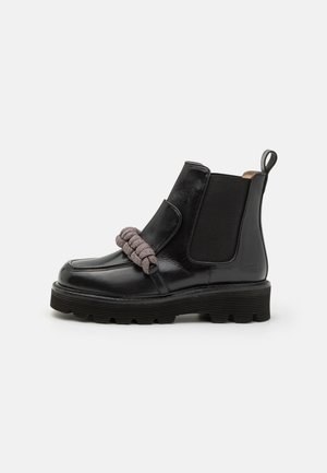 Melvin & Hamilton, CASSY - Členkové čižmy na platforme - black