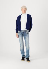 Pieces PCRIMMA OPEN CARIDGAN - Cardigan - bellwether blue