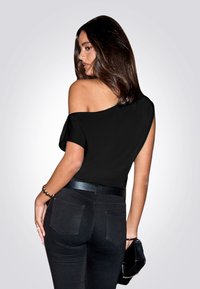Cupshe OFF SHOULDER - Blouse - black