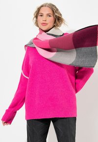Ulla Popken CONTRAST SEAM LONG SLEEVE TURTLENECK - Neule - red pink