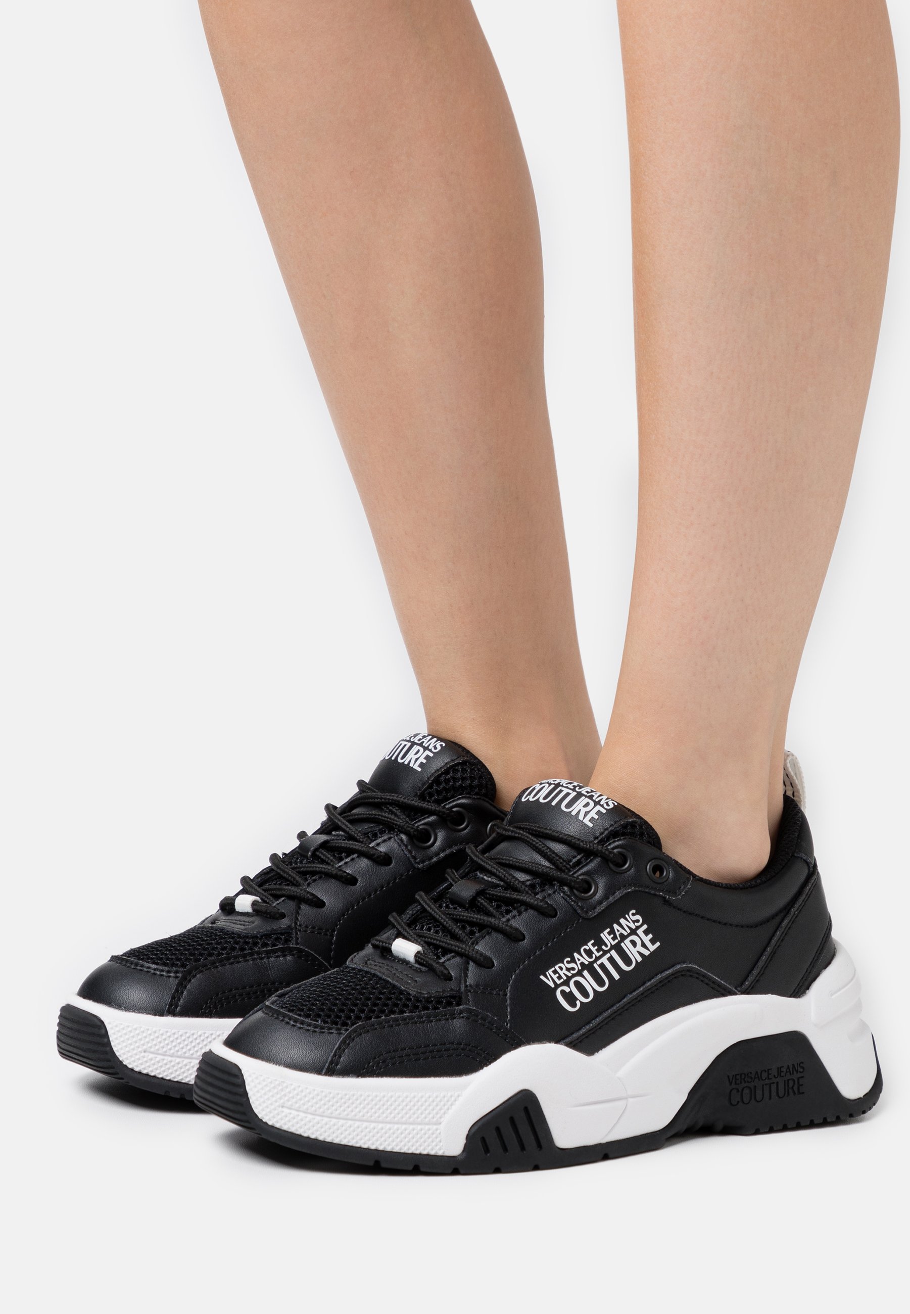 Versace Jeans Couture HANINA Zwart - Gratis levering | Spartoo.nl ! -  Schoenen Lage sneakers Dames € 94,50