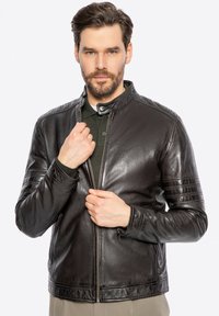 Niet geselecteerd, dark brown