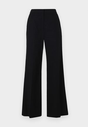 Pantaloni negri cu picioare largi, cu talie înaltă, dintr-un material neted și cu linii curate. Fără accesorii sau modele vizibile.