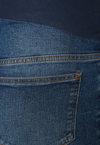 MAMALICIOUS MLAMY SKINNY  - Džínové kraťasy - medium blue denim