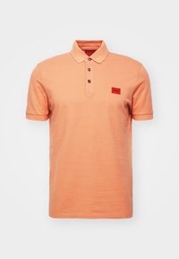 Unselected, medium orange
