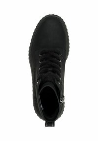 Schwarze Leder-Stiefelette mit runder Zehenpartie, Schnürung vorne, strukturiertem Schaft und seitlichem Reißverschluss. Dicke Gummisohle mit einem strukturierten Profil.