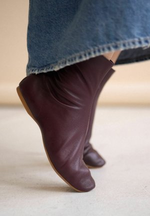 BALAGAN, Boots à talons - purple