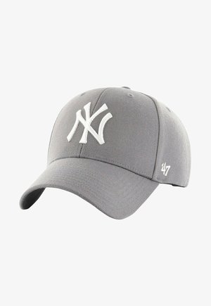 Gray baseball cap made of fabric, featuring a white embroidered "NY" logo on the front and a small white "47" on the side.