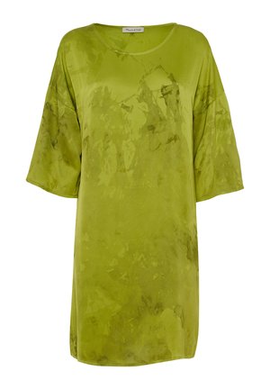 Day dress - leaf