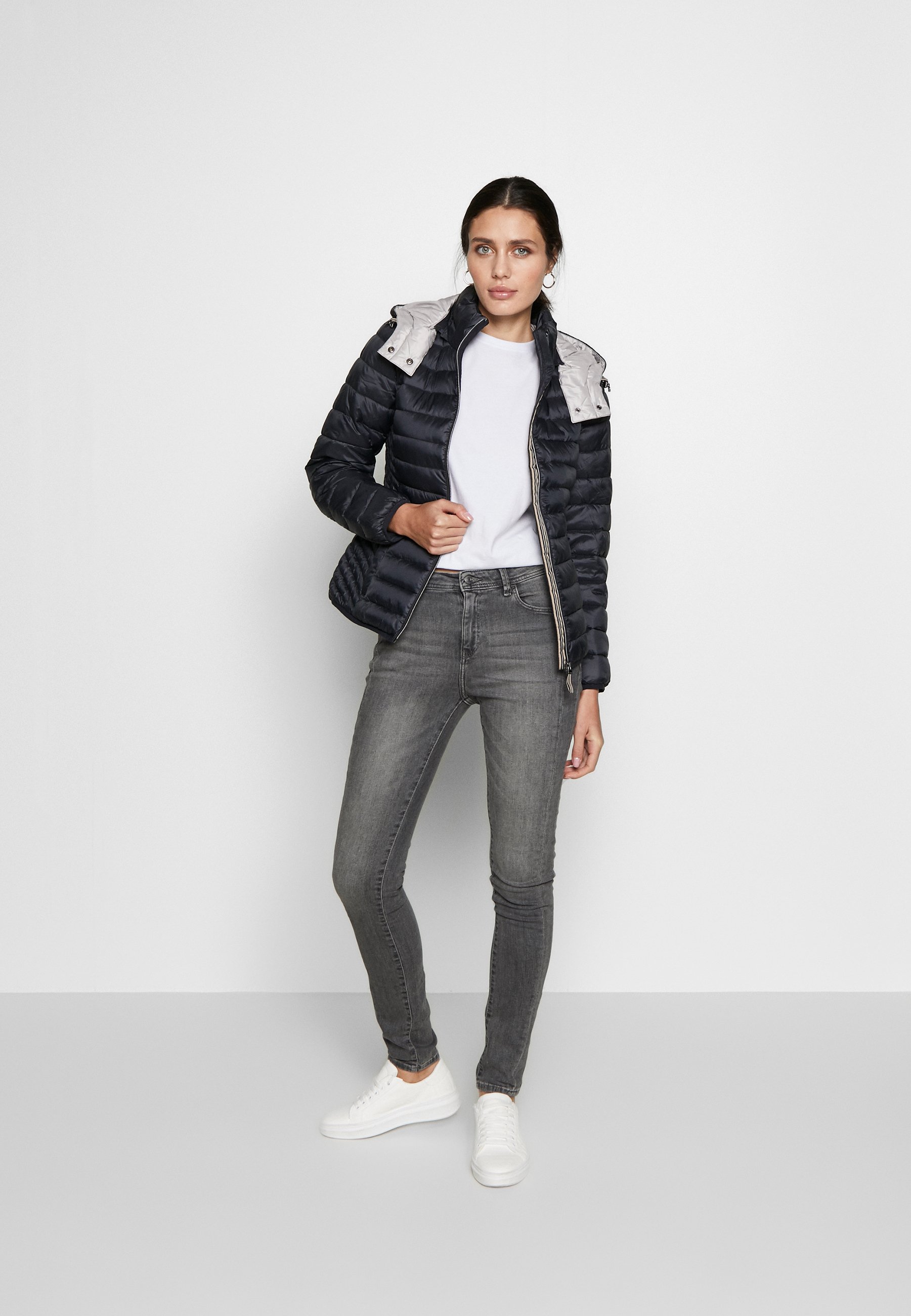 Esprit Lett jakke black Zalando.no Esprit Lett jakke black Zalando.no