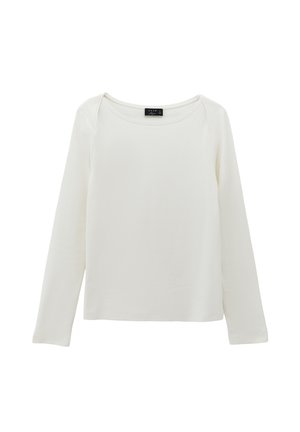 Camisa blanca de manga larga con cuello redondo, hecha de una tela suave, exhibida sobre un fondo blanco.