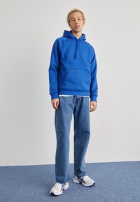 Carhartt WIP HOODED CHASE - Felpa - acapulco blue