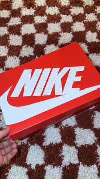 Nike Sportswear SHOX R4 UNISEX - Tenisky - metallic silver-coloured/black/flat silver-coloured