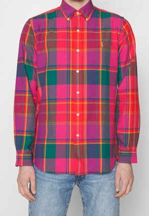 Vapaa-ajan kauluspaita - pink