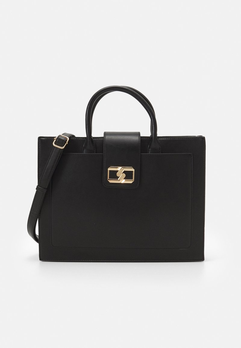 Sac à main rectangulaire noir avec poignées supérieures, bandoulière amovible et fermeture à pression dorée sur le rabat avant.