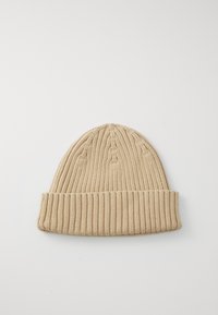 Unselected, chamois