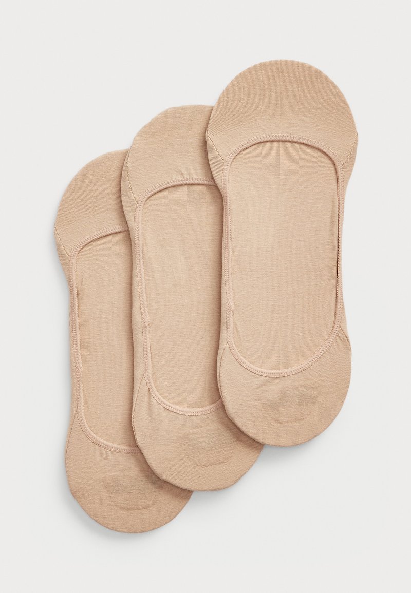 Tkanine v telesni barvi, nizko rezane nogavice z gladko teksturo. Vključuje tri pare. Elastični robovi z brezšivno zasnovo za udobje in prileganje.