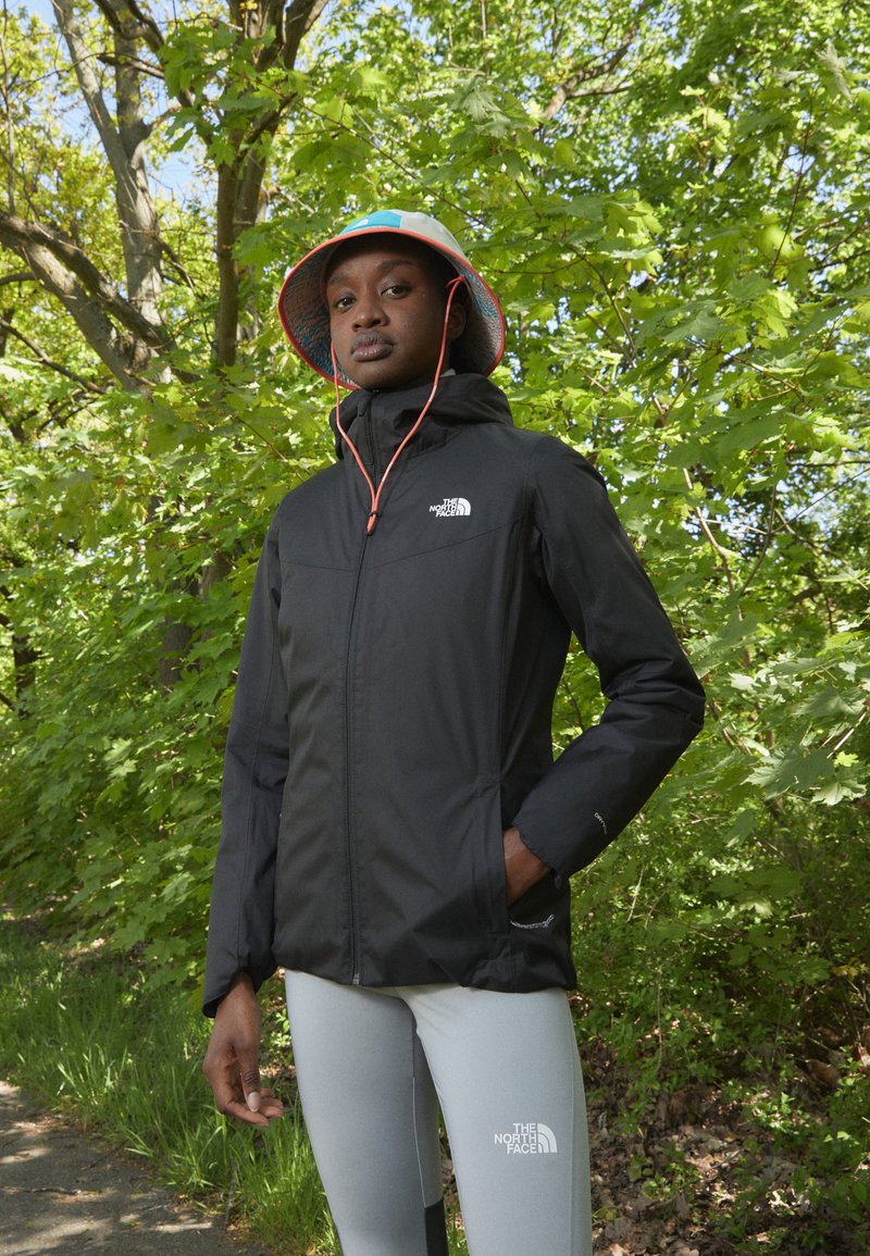 The North Face - QUEST INSULATED JACKET - Soft shell jacket - black, Enlarge