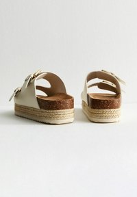 New Look Wide Fit WIDE FIT  PLATFORM BUCKLE - Muiltjes - white