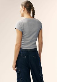 6370 Grey Printed T-Shirt