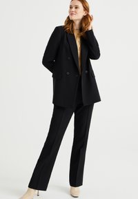 WE Fashion REGULAR FIT - Kalhoty - black