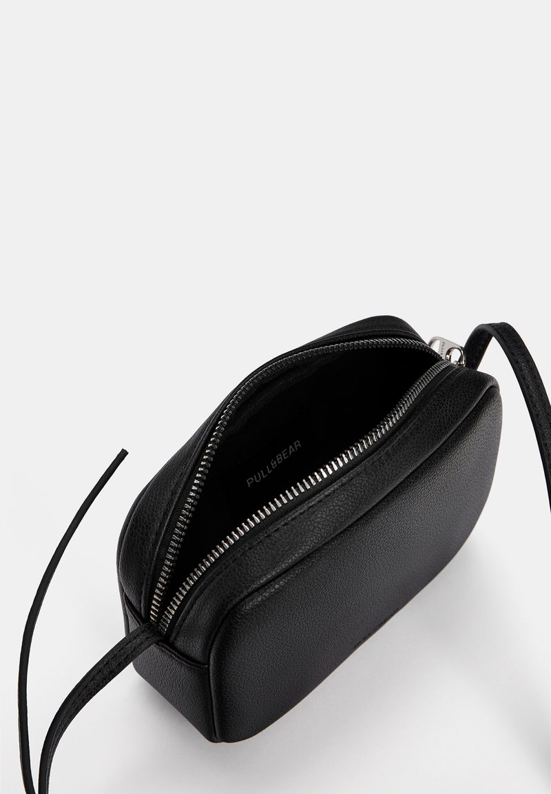 PULL&BEAR MINI URBAN Cross body bag black Zalando