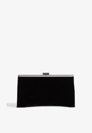 Schwarze Samt-Clutch mit glatter Textur, rechteckiger Form und einem metallischen Verschlussakzent an der Oberseite.