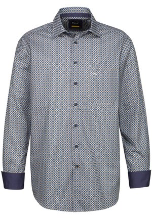 Camicia a maniche lunghe da uomo in un motivo geometrico blu e crema, con colletto classico, chiusura frontale a bottoni e polsini a contrasto di colore blu scuro.