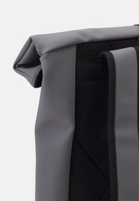 Zign UNISEX antracytowy
