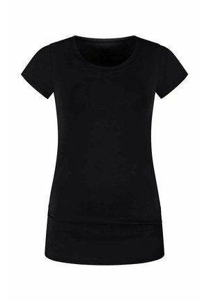 Zwart strakke T-shirt met korte mouwen, ronde halslijn en licht verlengde zoom, getoond op een witte achtergrond.