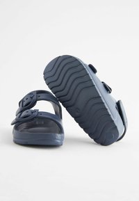 Next YOUNGER - Chodecké sandály - navy blue