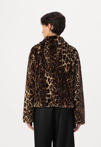 Noisy May NMEVE LEO JACKET - Veste d'hiver - mocha bisque