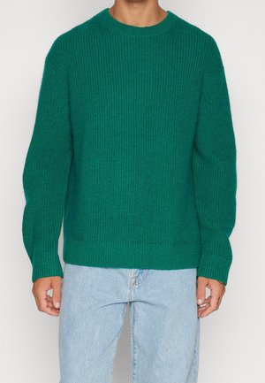 Sweter